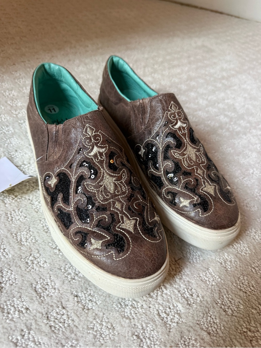 Corral women’s western Brown Embroidered Slip-On Sneakers with Turquoise NEW